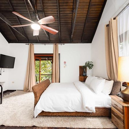 Serendipity Holistic Resort Spa Kingston Eksteriør billede