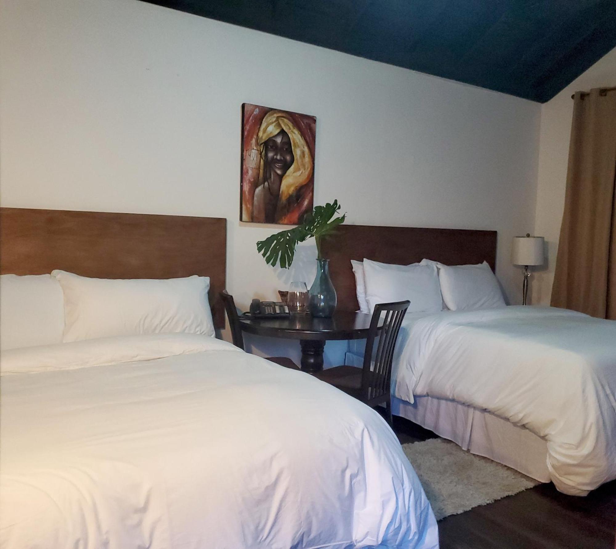 Serendipity Holistic Resort Spa Kingston Eksteriør billede